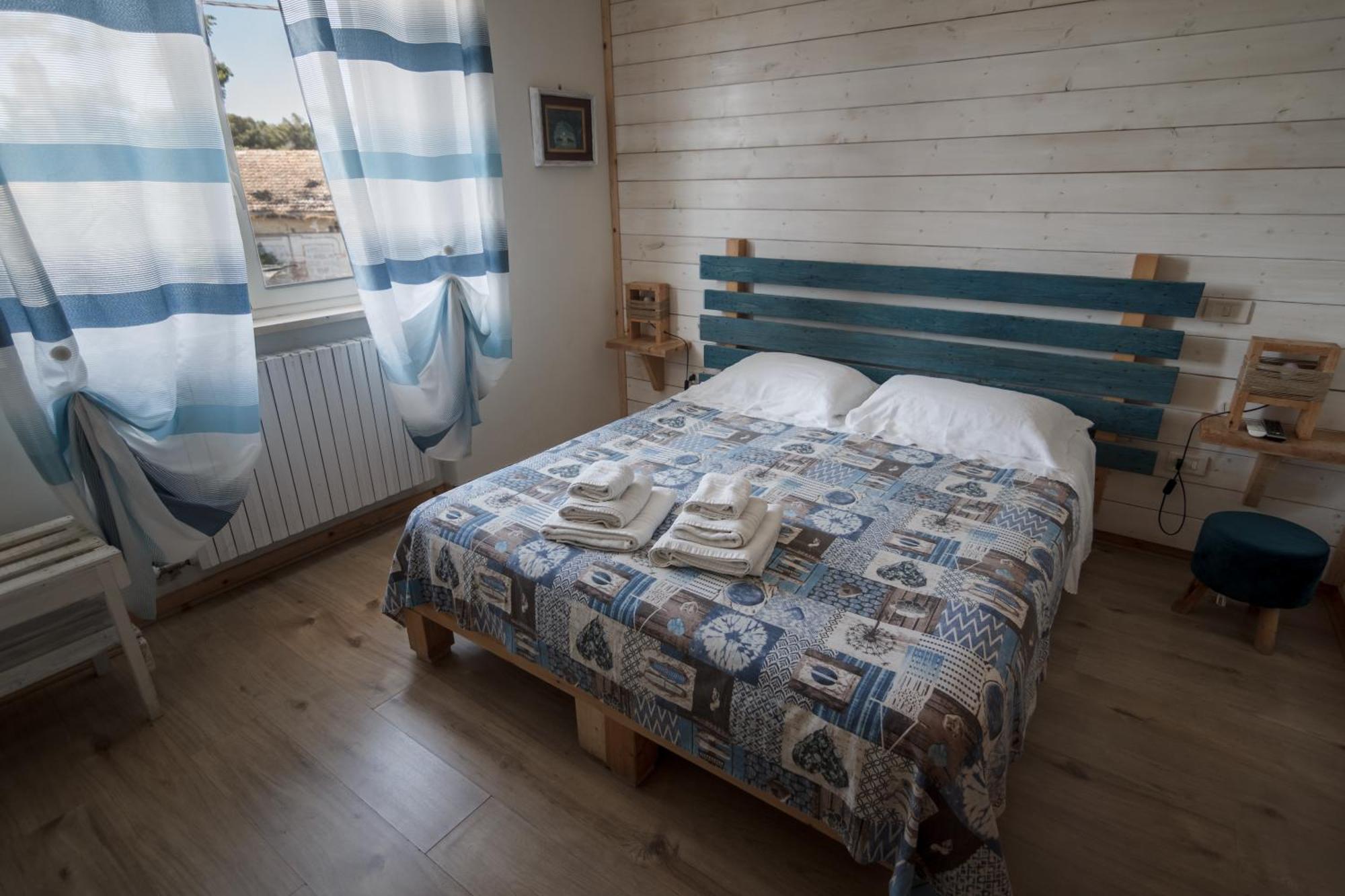 Villa Lina Bed&Breakfast Таранто Екстериор снимка